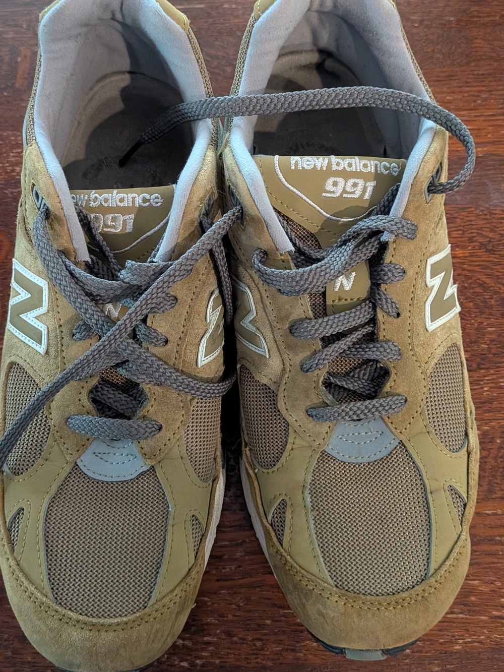 New Balance 991 Men's Olive Suede Mesh Sneakers